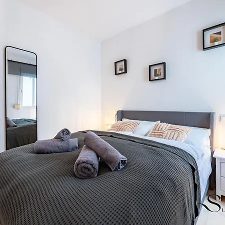 Central Seaside Lux 1Min Away To Beach With Terrace Fuengirola Exterior photo